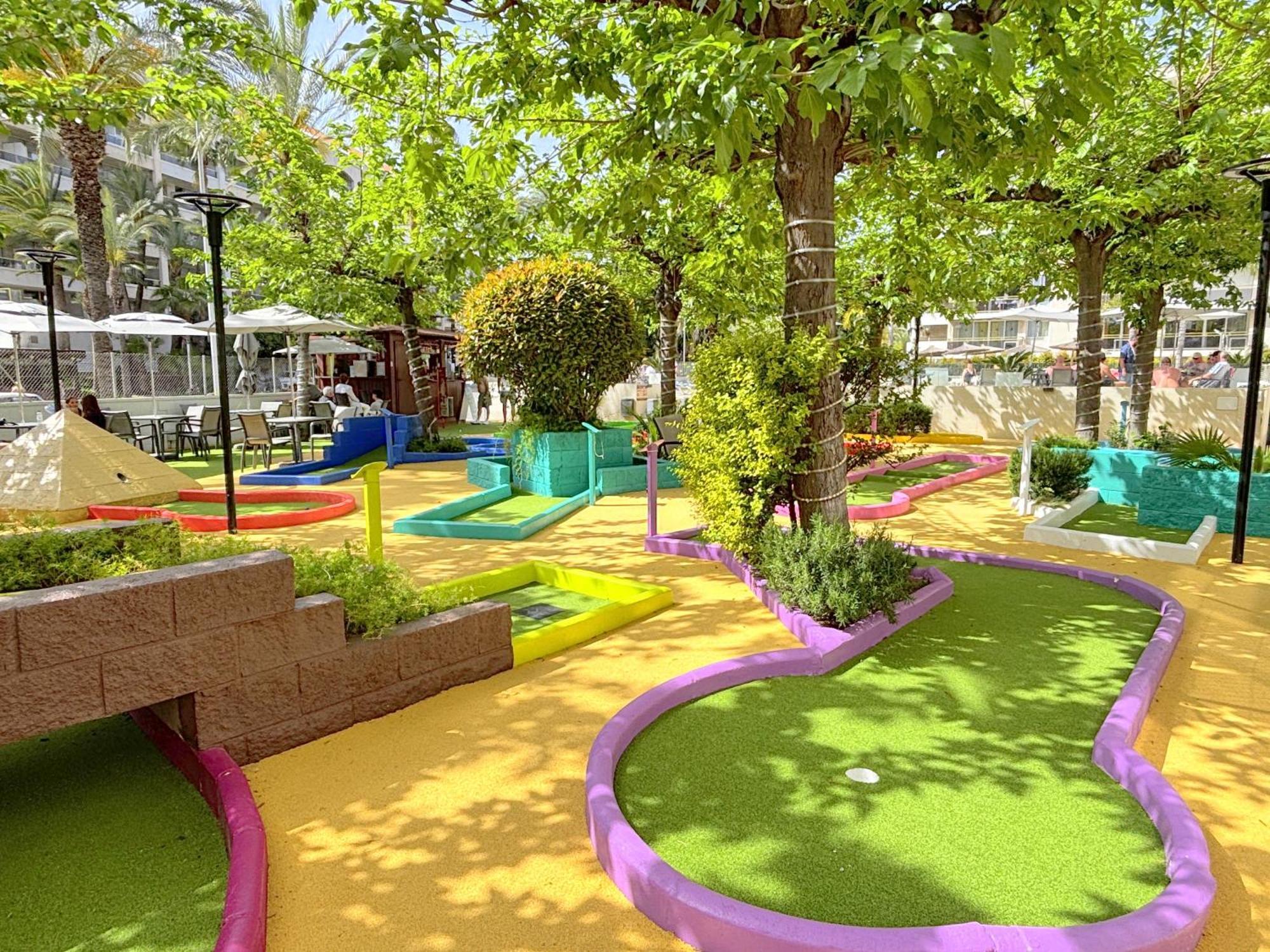 Rentalmar Navarra Family Suites 살루 외부 사진