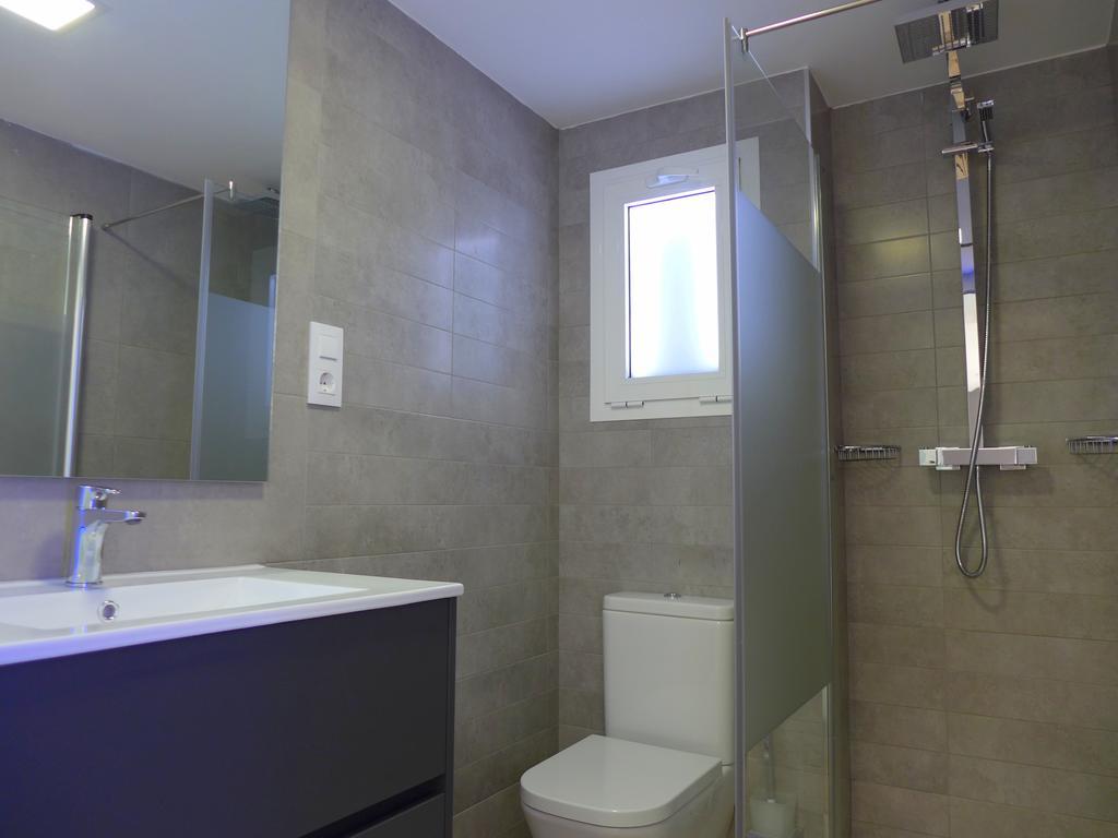 Rentalmar Navarra Family Suites 살루 객실 사진