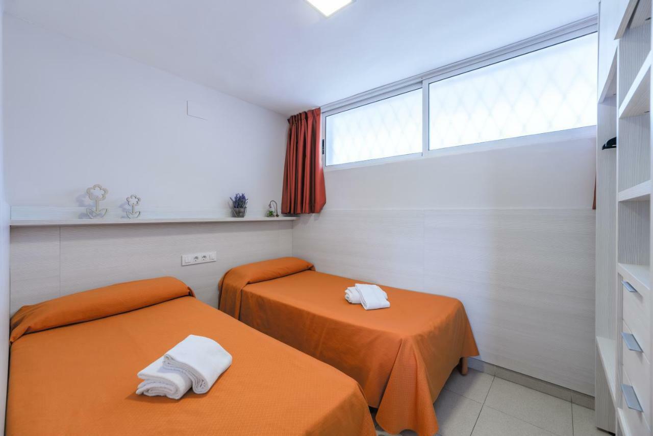 Rentalmar Navarra Family Suites 살루 외부 사진
